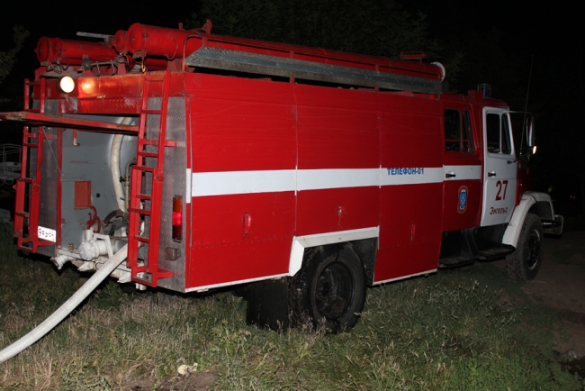 Крупный пожар в Энгельсе унес жизнь горожанина