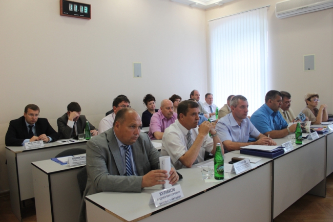 Главы муниципалитетов оценили практику Энгельсского района в сфере благоустройства