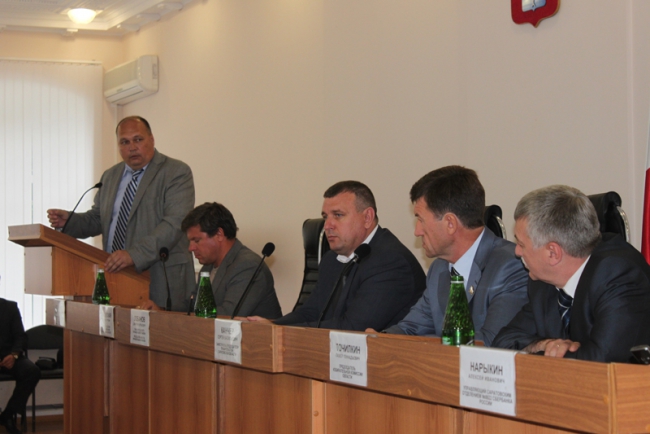 Главы муниципалитетов оценили практику Энгельсского района в сфере благоустройства