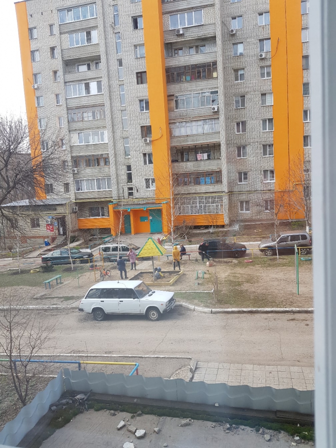 Полицейские накажут родителей за прогулки детей на игровых площадках