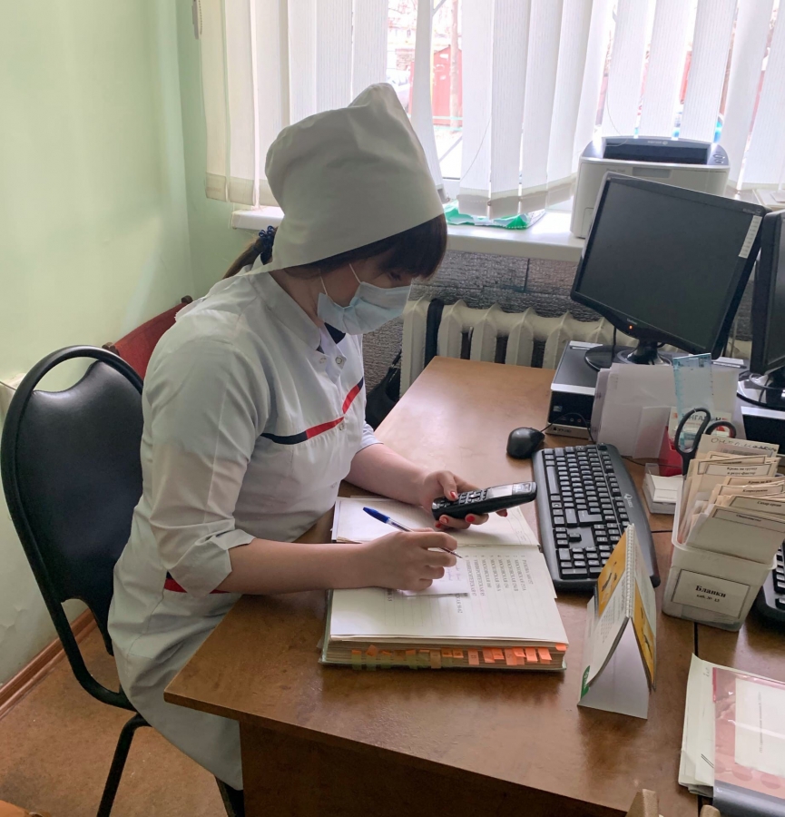 СГМУ обеспечил волонтерами все поликлиники Саратова и Энгельса в период борьбы с распространением COVID-19