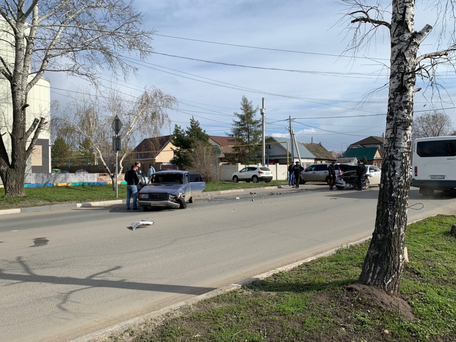 В Саратовской области зафиксировали первые за три дня ДТП с пострадавшими
