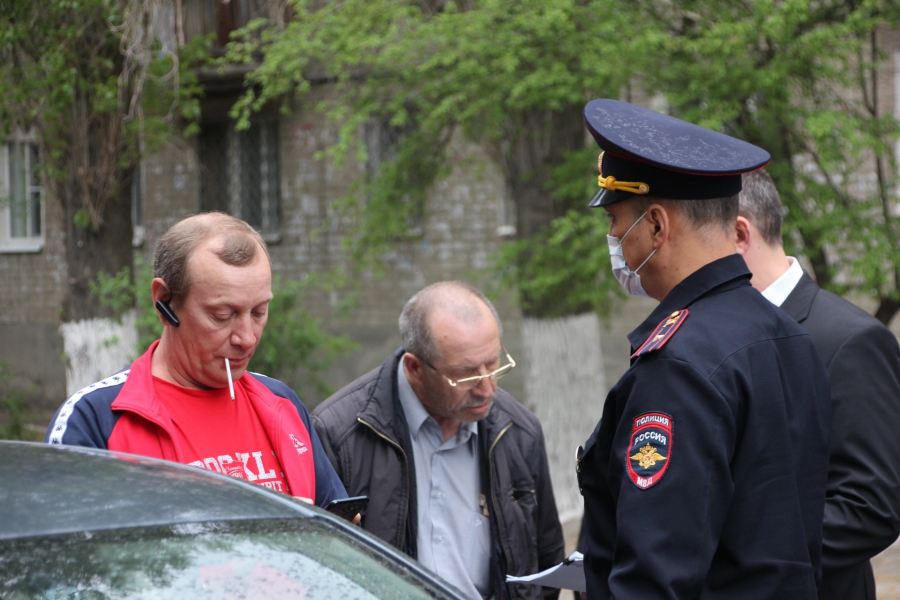 Минстранс не нашел у саратовских таксистов масок и антисептиков