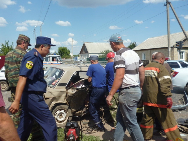 СМИ: В Марксе произошли две серьезные аварии