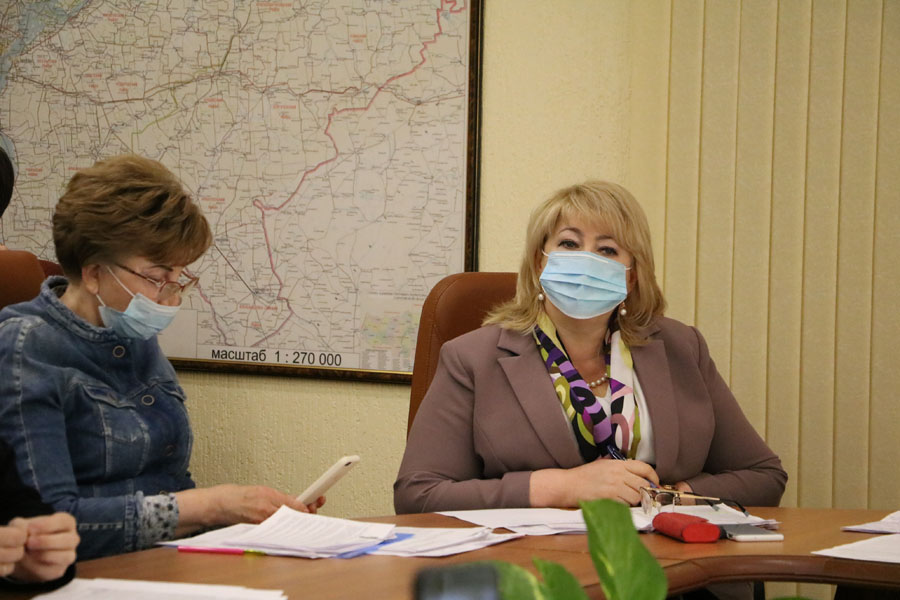 В областной бюджет поступили 189 млн на выплаты медикам и более 800 млн на парк Гагарина