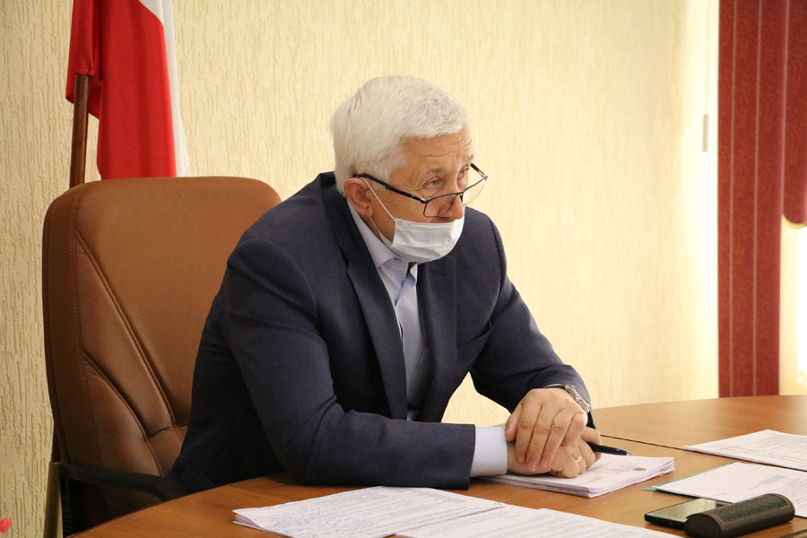 В областной бюджет поступили 189 млн на выплаты медикам и более 800 млн на парк Гагарина