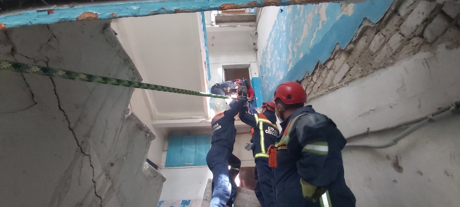 Юрин о ЧП в Энгельсе: «Спасали людей при помощи альпснаряжения, выносили через завалы»