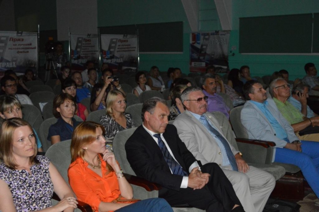 В СГЮА состоялось открытие конкурса «Мир права-2013»