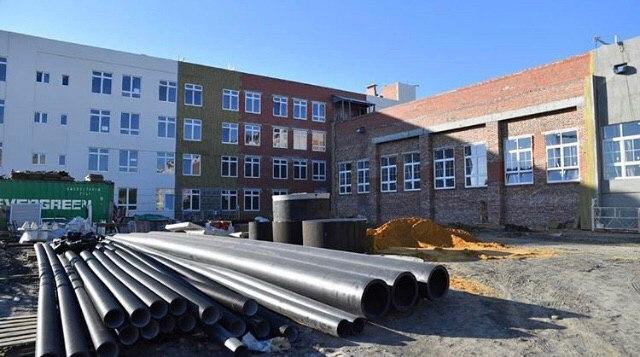 Губернатор оказался недоволен подходами к строительству в Авиаторе