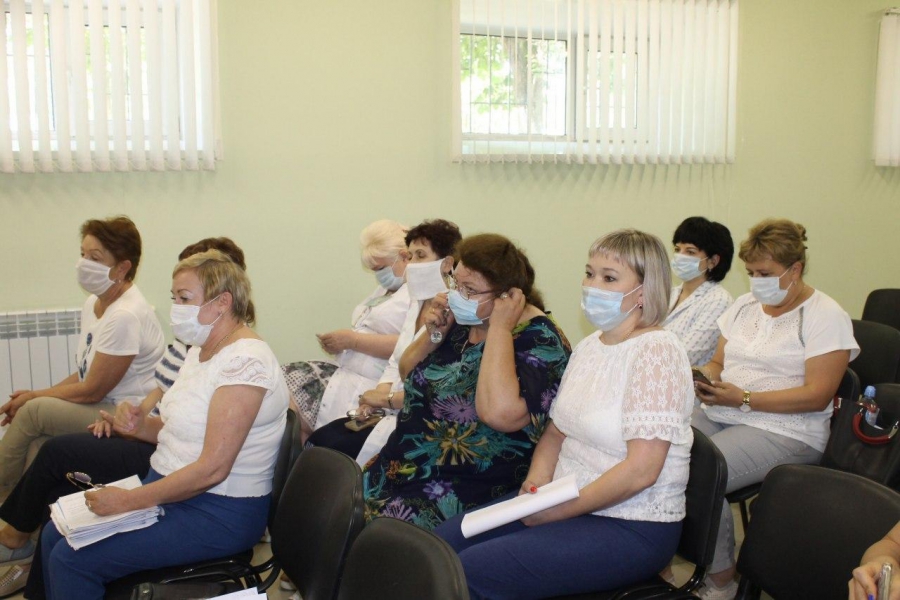 Прокурор Энгельса встретился с медиками после записи видеожалобы к Путину