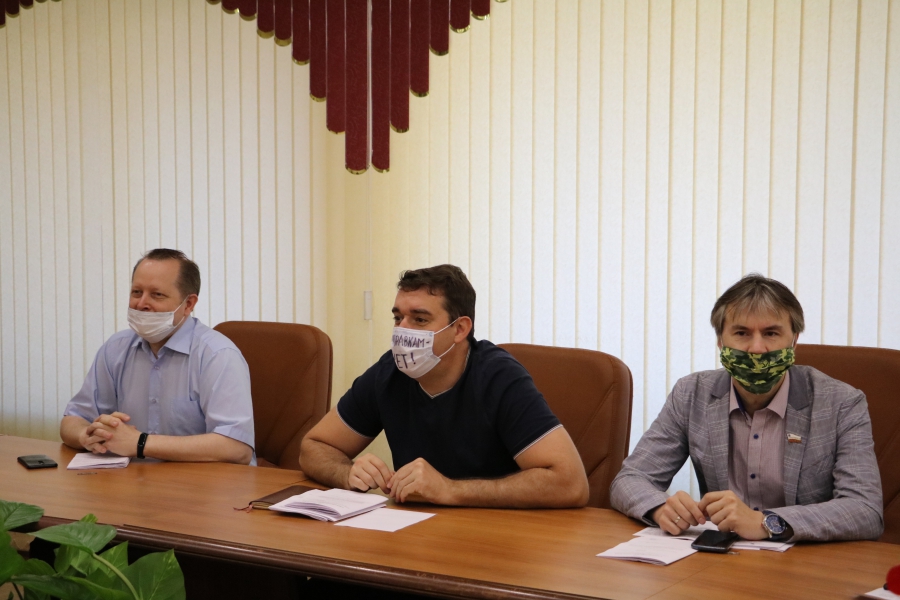 Саратовские депутаты намерены запретить «наливайки»