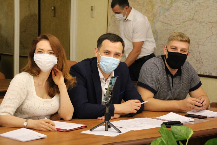 Саратовские депутаты намерены запретить «наливайки»