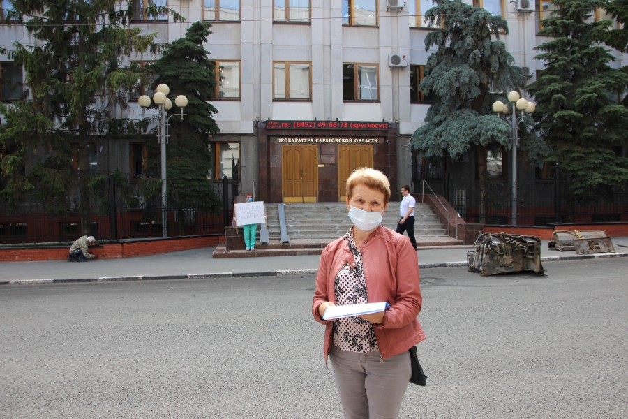 Обманутые дольщики Балакова попросили помощи у Сергея Филипенко из-за бездействия губернатора