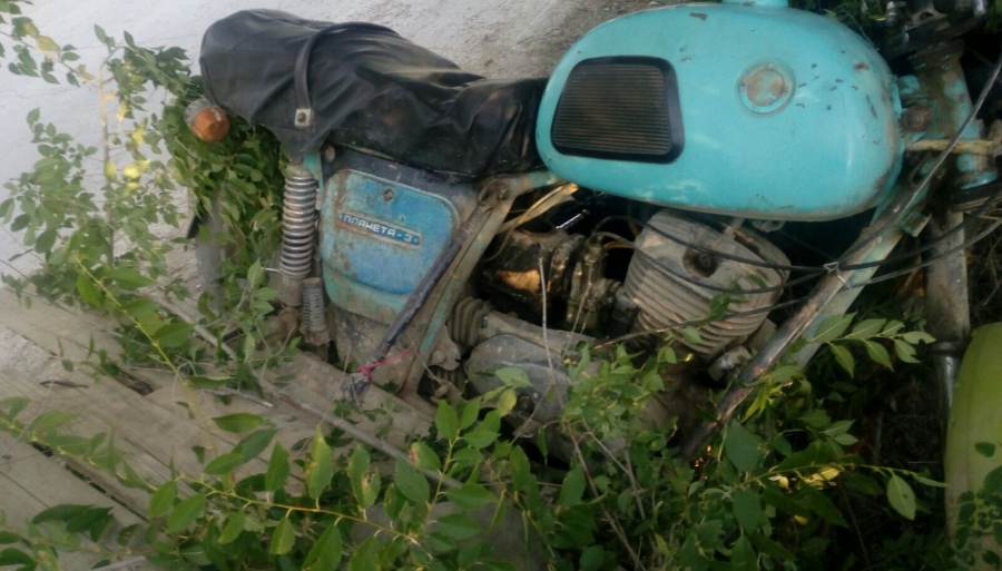 В Ершовском районе мотоциклист погиб в ДТП, девочка в больнице