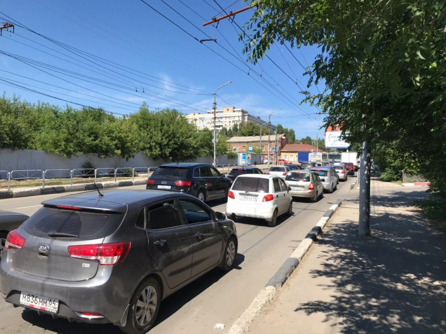 На мосту Саратов-Энгельс произошла массовая авария