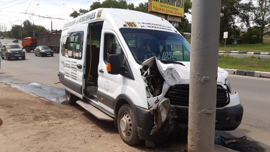 Прокуратура начала проверку по ДТП с маршруткой на Орджоникидзе