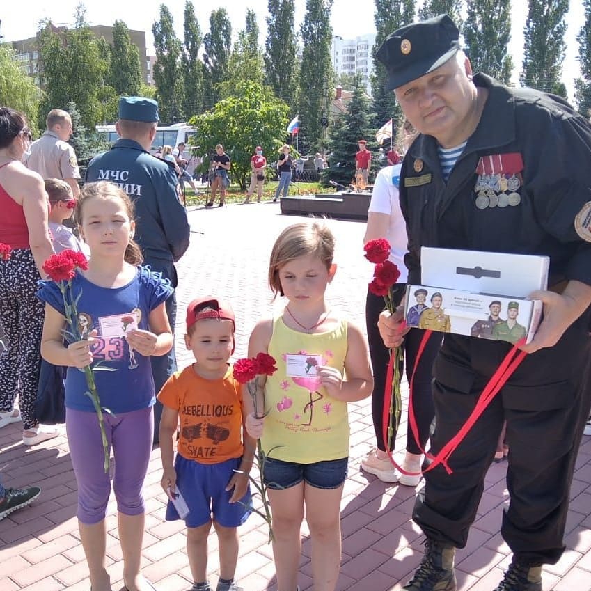 Вечером по Саратову проедут «Тигр» и БТР