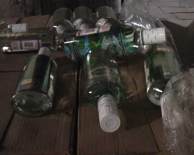 ГУ МВД: На Сокурском тракте в Саратове прикрыт склад поддельного алкоголя