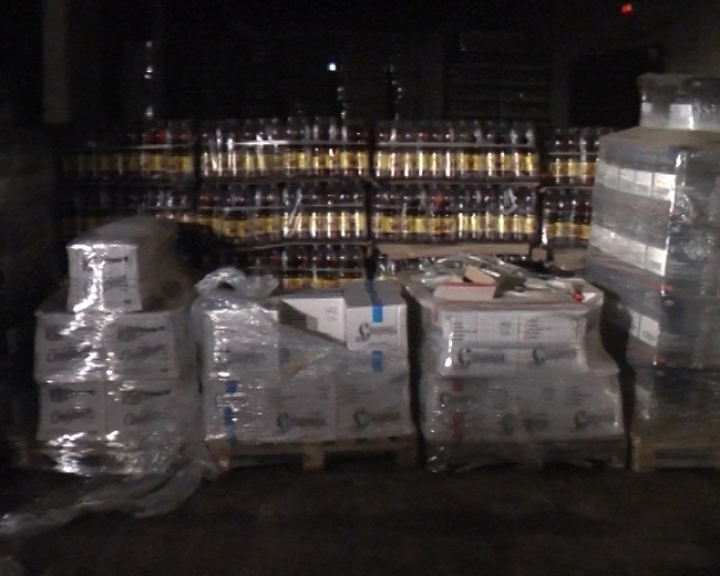 ГУ МВД: На Сокурском тракте в Саратове прикрыт склад поддельного алкоголя
