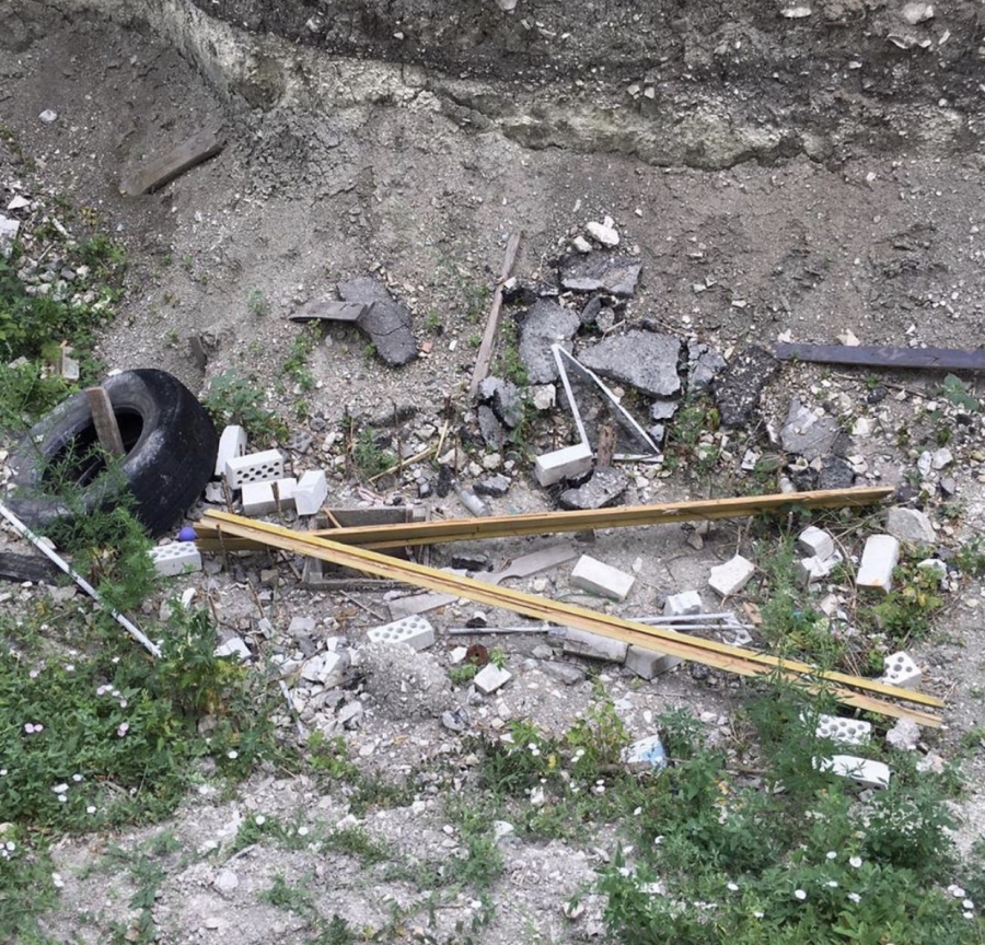 Омбудсмен Загородняя составила список неогороженных «заброшек» в Заводском районе