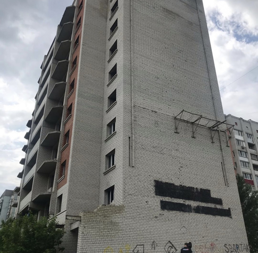 Омбудсмен Загородняя составила список неогороженных «заброшек» в Заводском районе