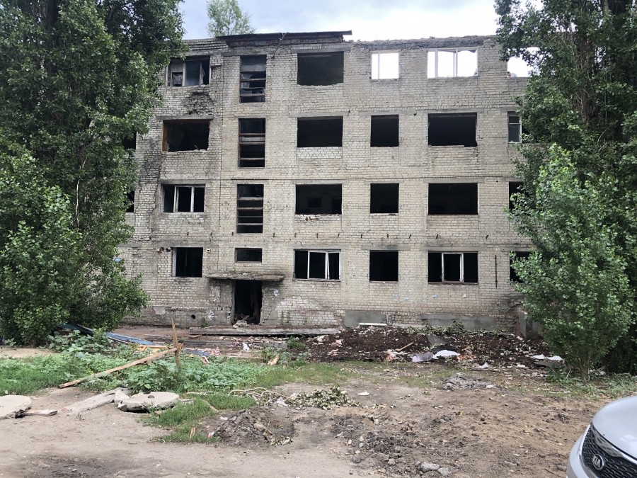 Омбудсмен Загородняя составила список неогороженных «заброшек» в Заводском районе