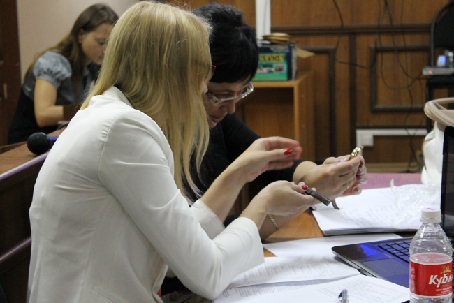 Названный заказчиком покушения Белов неожиданно прибыл в суд