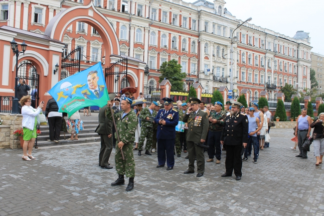 День ВДВ. В Свято-Троицком соборе состоялся молебен
