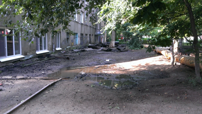 Жильцы горевшего дома считают, что их подожгли