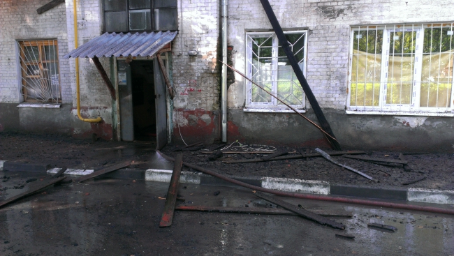 Жильцы горевшего дома считают, что их подожгли