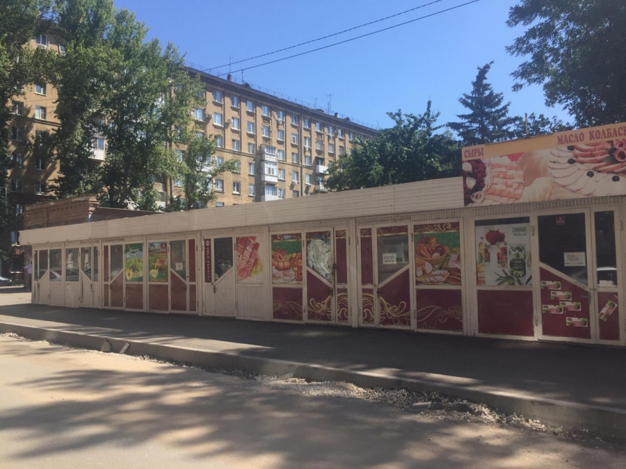 Саратовцы поддерживают снос ларьков и опиловку деревьев в центре города