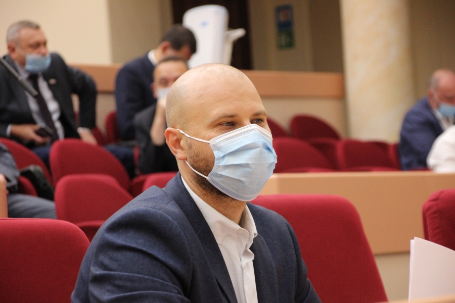 Депутаты приняли отчет министра об успешном исполнении бюджета-2019