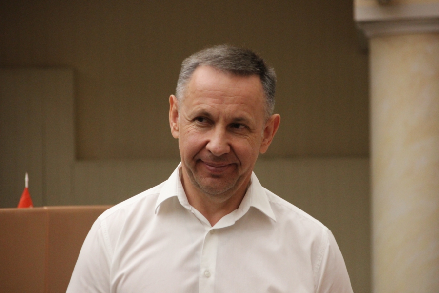 Депутаты приняли отчет министра об успешном исполнении бюджета-2019