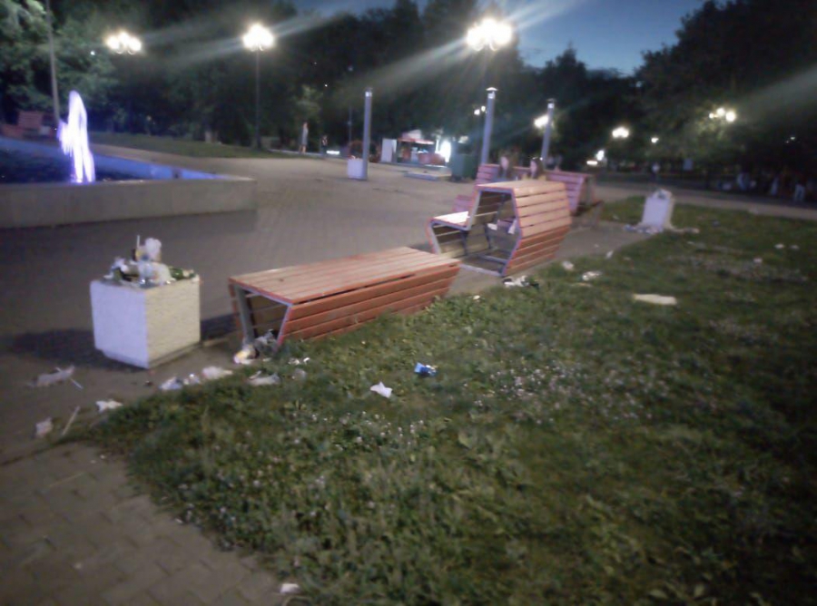 Саратовец жалуется на «загаженный» сквер «Рубин»