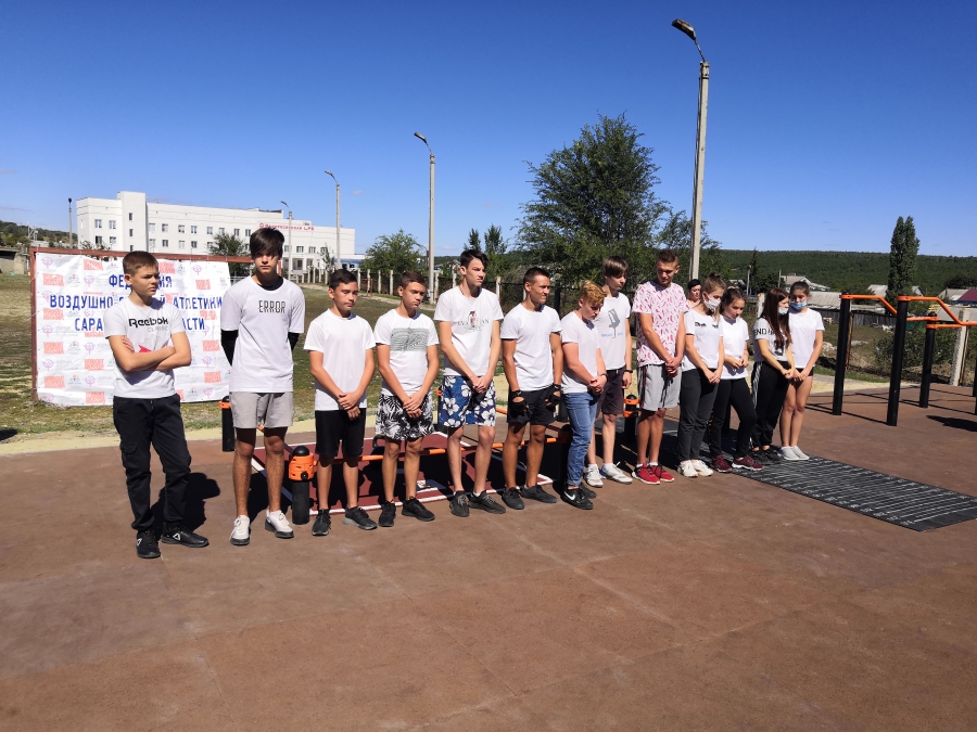 В школе в Воскресенском открыли спортивную площадку ГТО