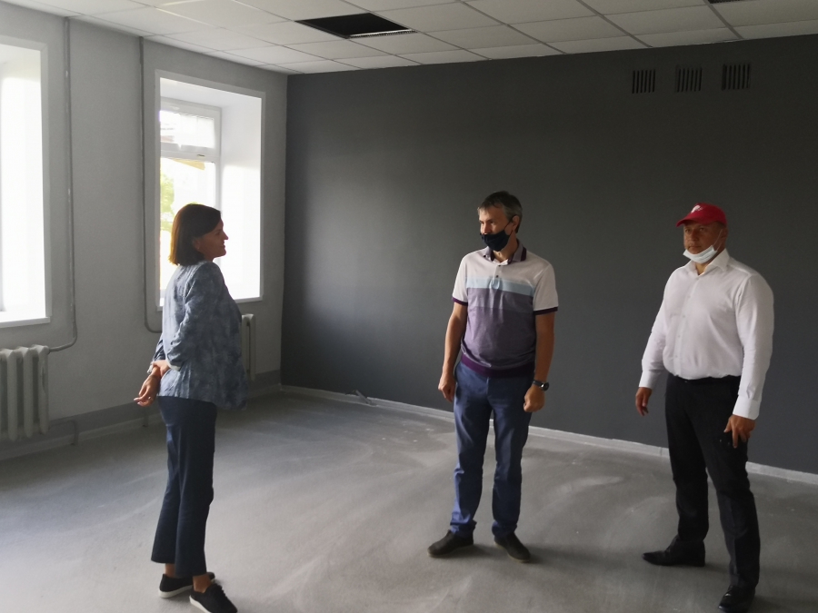 В селе Елшанка применили нетрадиционный подход к ремонту дорог