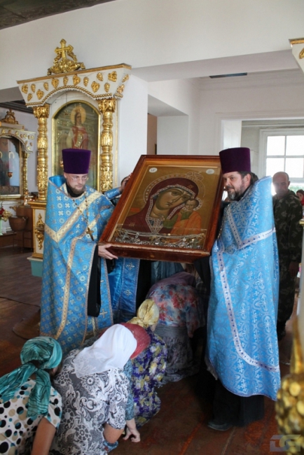 В Саратовскую область прибыл самый крупный в мире Крестный ход