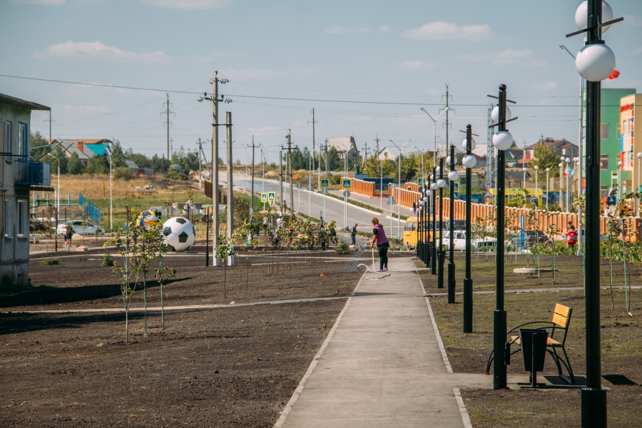 Жд вокзал татищево саратовская область. Саратовский район татищево. 9 мая татищево саратовская область. Районный поселок татищево. Р.