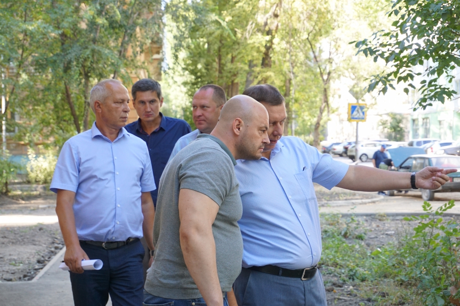 Евгений Малявко и Дмитрий Чубуков высоко оценили работы КВС в Ленинском районе