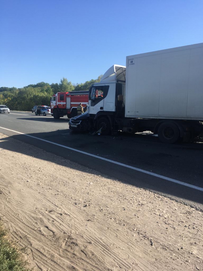 Двое жителей Татарстана погибли в ДТП с грузовиком под Балашовом