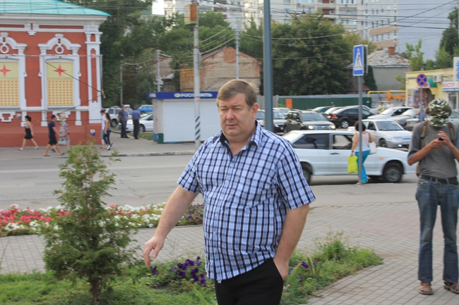 Полицейские не стали мешать сходу граждан о мгле