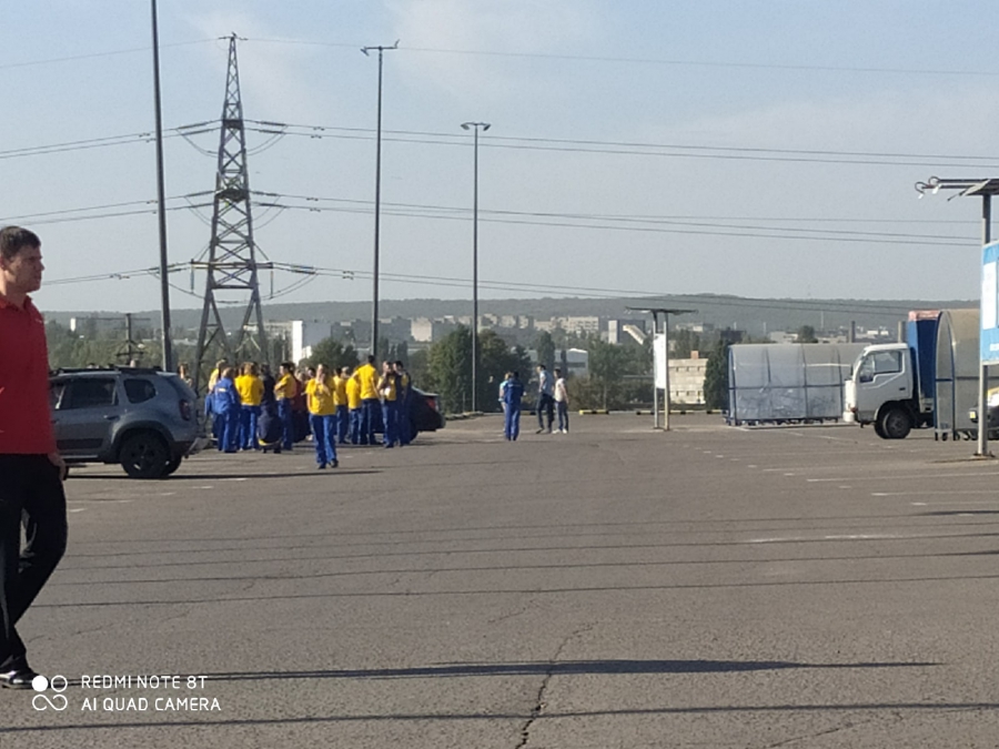 Утро в Саратове началось с эвакуации торговых центров из-за «бомбы»