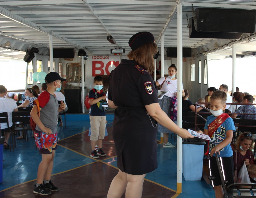 В Ленинском и Заводском районах дети попались на неправильном переходе ж/д путей