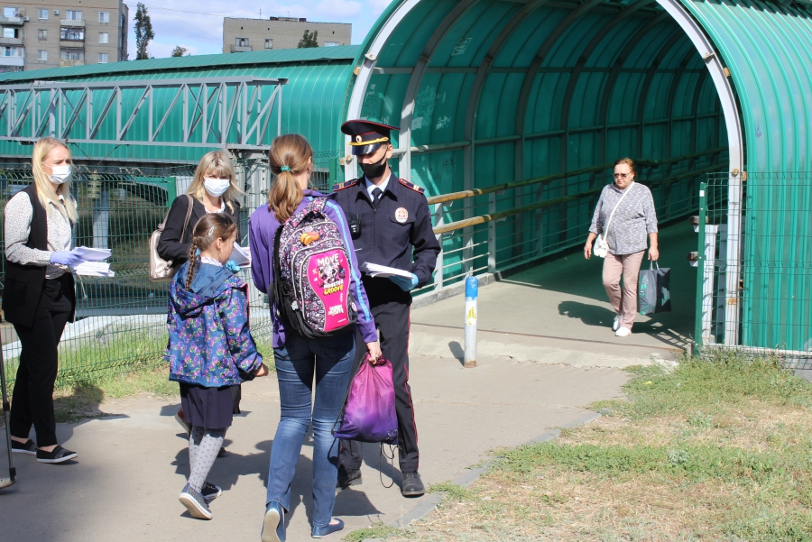 В Ленинском и Заводском районах дети попались на неправильном переходе ж/д путей