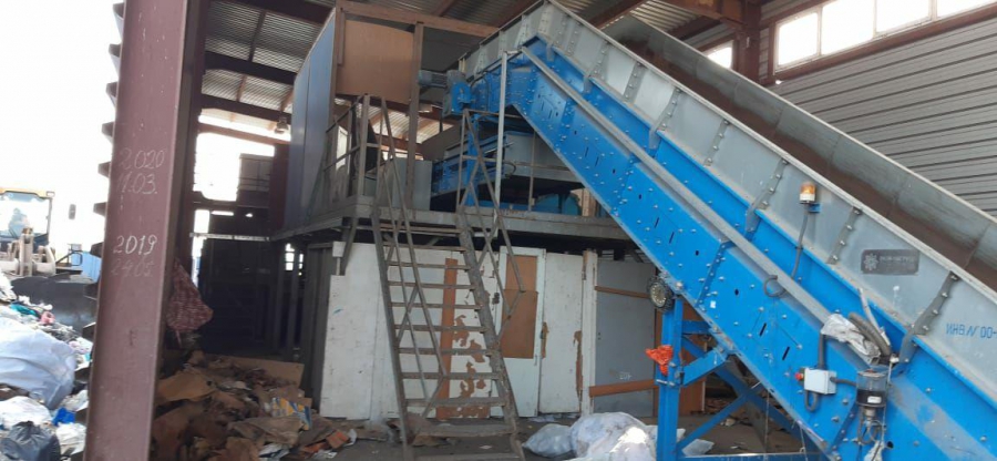 «Постапокалиптический Саратов». Прокуратура обнаружила заваленные отходами мусорные станции