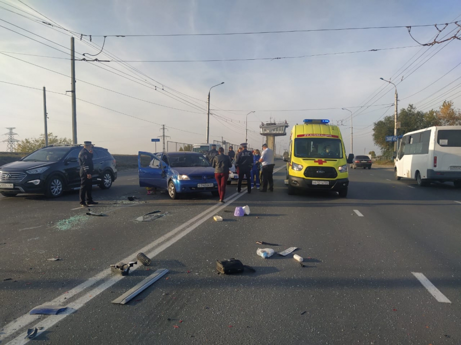 В Балакове девочка пострадала в ДТП на шлюзовом мосту