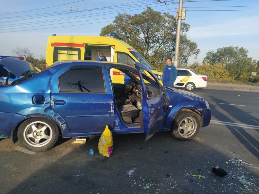 В Балакове девочка пострадала в ДТП на шлюзовом мосту