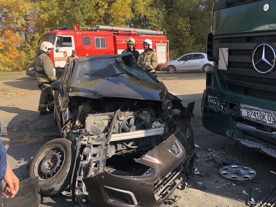 На Московском шоссе произошла массовая авария с фурами