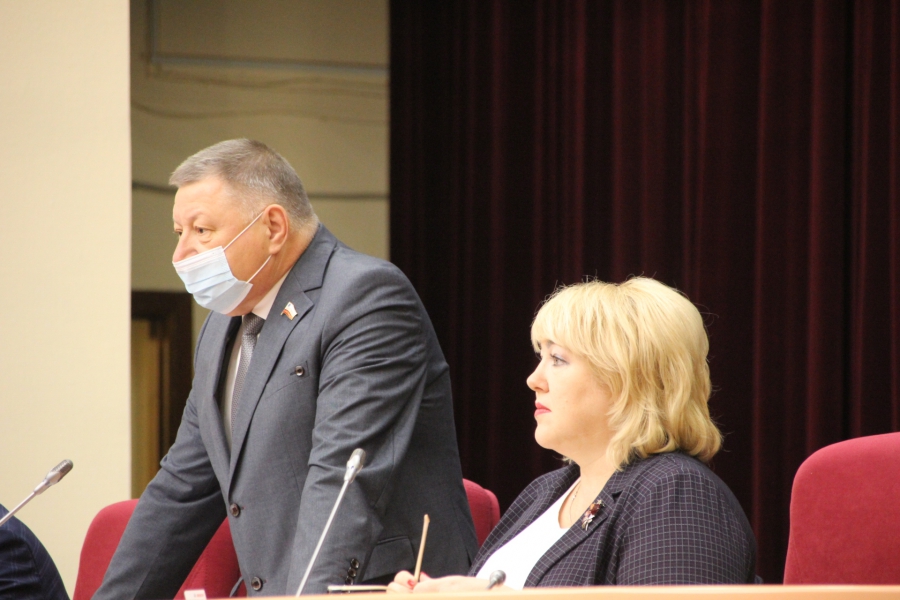 Саратовские депутаты утвердили представителей общественности в ККС