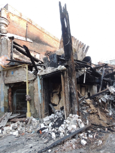 У погорельцев с Яблочкова отрезали «незаконную» горячую воду